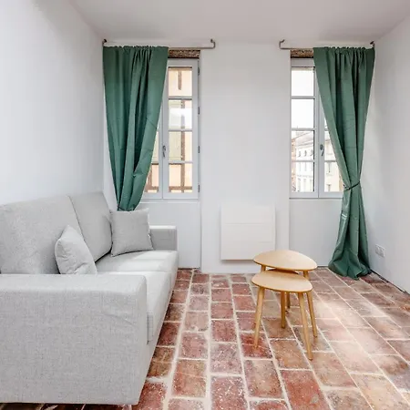 Апартаменты Du Centre - Hypercentre - *