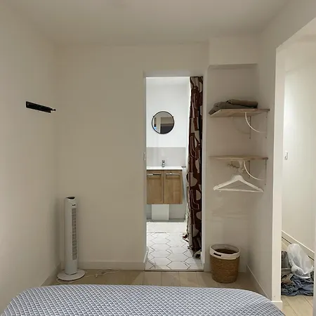 Du Centre - Hypercentre - Лавор